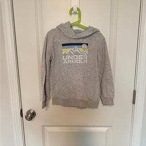 Under Armour Light Gray Graphic Tee